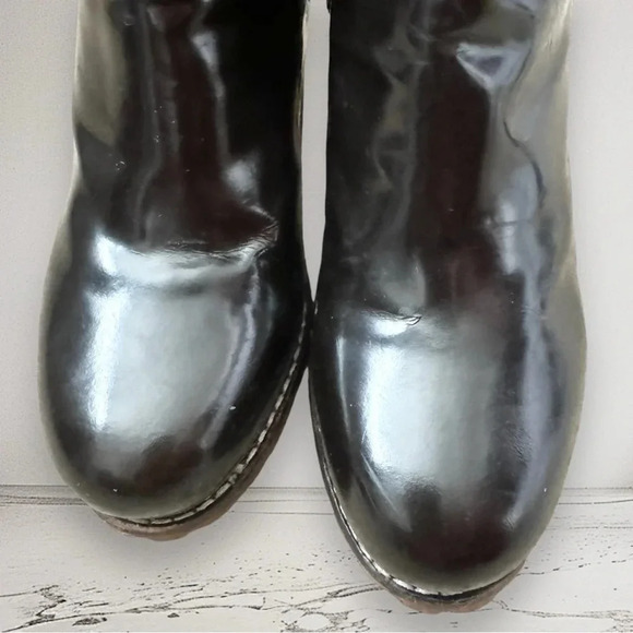 TORY BURCH Patent Leather Chelsea Boots Gold Accent Lug Sole Dark Brown Size 9 - Picture 5 of 12